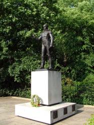 Simón Bolívar Monument